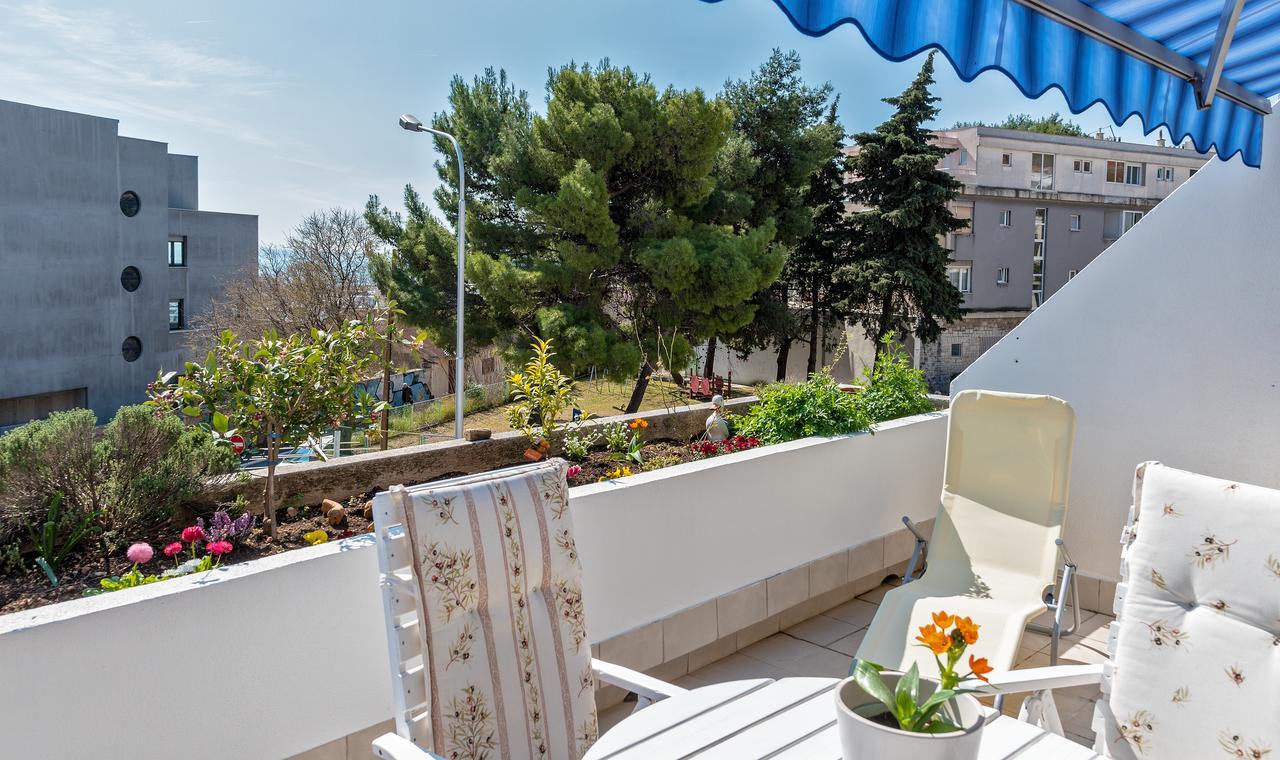 Apartment Viki Split Exterior photo