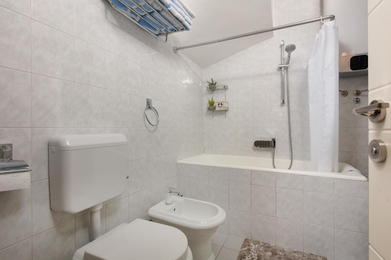 Apartment Viki Split Exterior photo